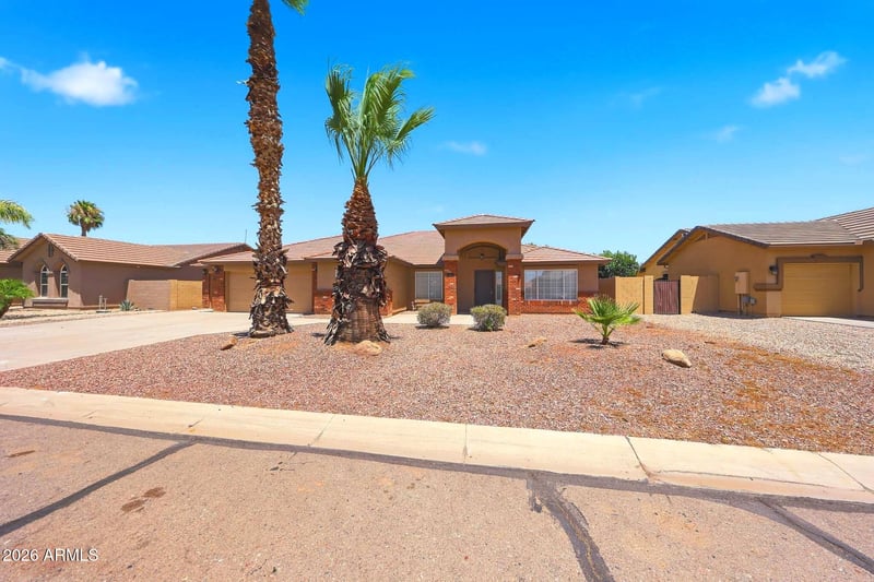 3686 Meadow Land Dr, San Tan Valley, AZ 85140