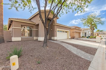369 Fairway Pl, Chandler, AZ 85225