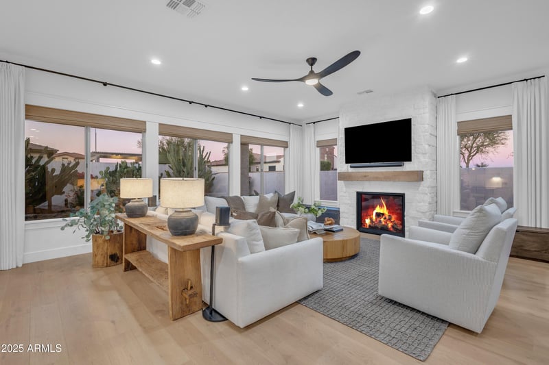 3690 Canyon Way, Chandler, AZ 85249