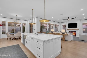 3690 Canyon Way, Chandler, AZ 85249