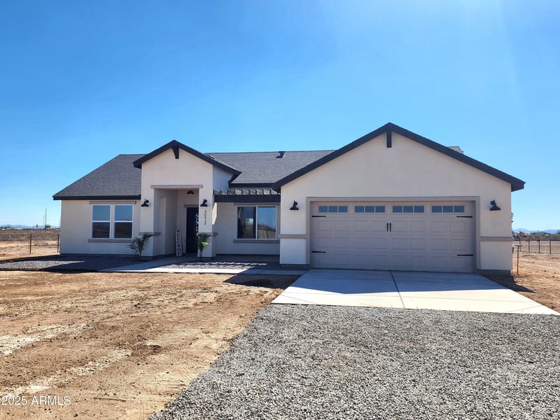 36915 Monroe St, Tonopah, AZ 85354