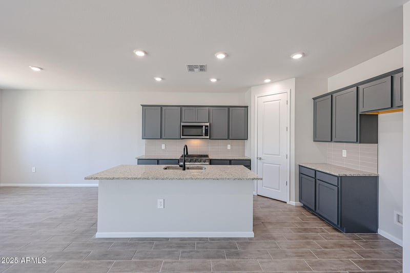 3692 178th Ln, Goodyear, AZ 85338