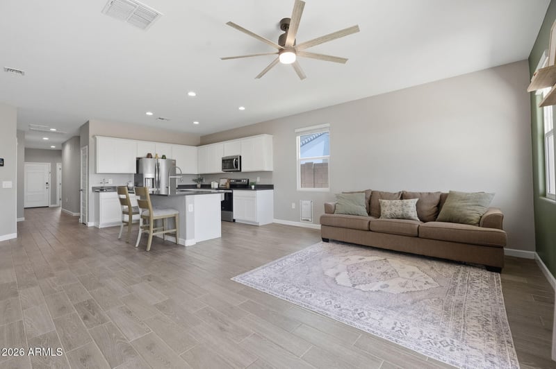 36920 Aleutian Dr, San Tan Valley, AZ 85143