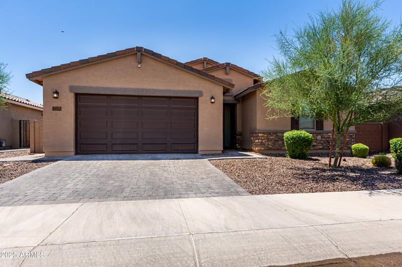 36922 Camarillo Dr, San Tan Valley, AZ 85140
