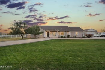 36930 Wyatt Dr, San Tan Valley, AZ 85140