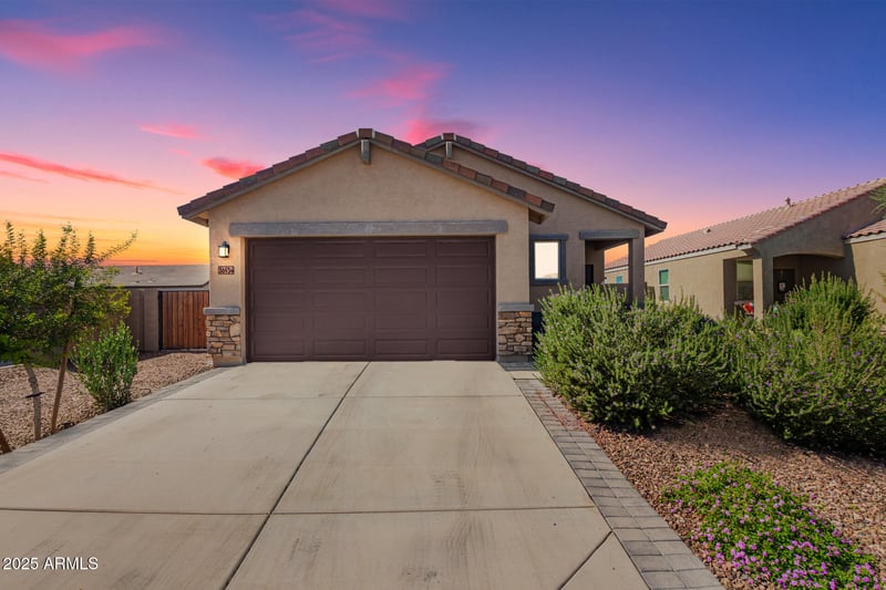 36934 Sidewinder Dr, San Tan Valley, AZ 85140