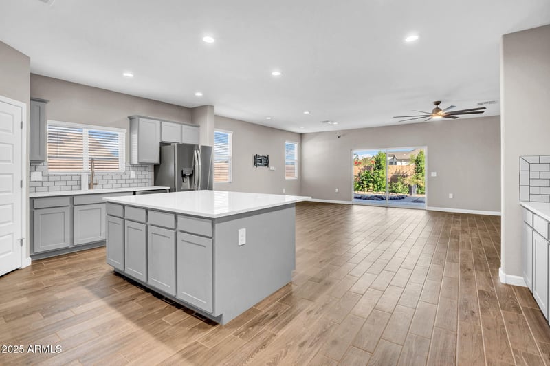 36941 Aleutian Dr, San Tan Valley, AZ 85143