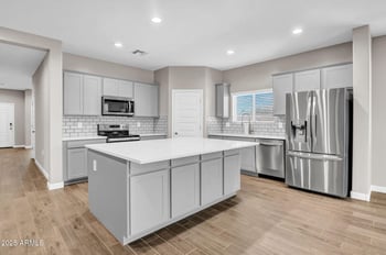 36941 Aleutian Dr, San Tan Valley, AZ 85143