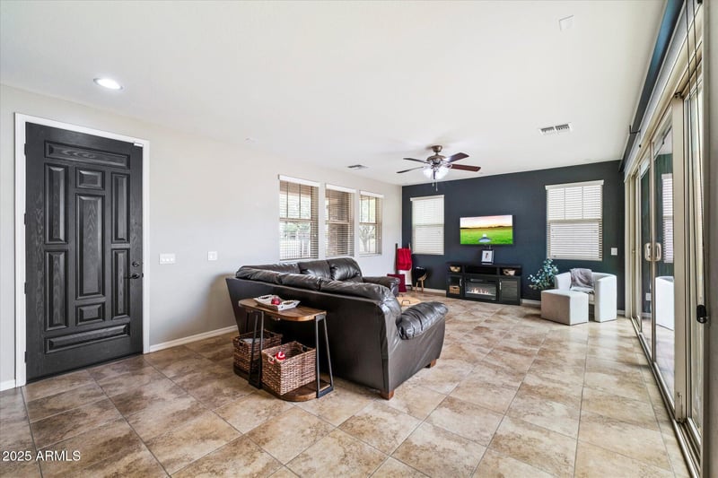 3698 Angstead Dr, Gilbert, AZ 85296