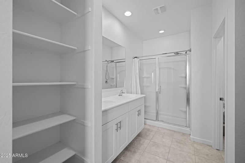 36987 Sidewinder Dr, San Tan Valley, AZ 85140