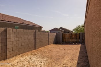 36987 Sidewinder Dr, San Tan Valley, AZ 85140