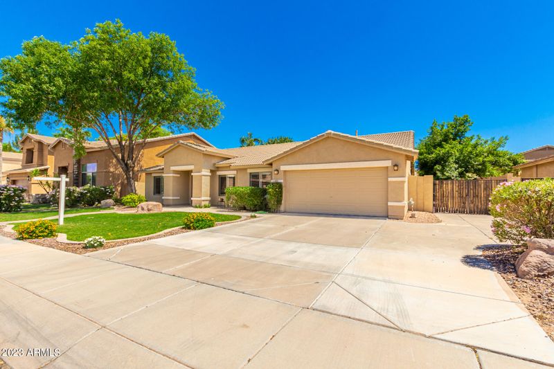 3699 E Latham Ct, Gilbert, AZ 85297
