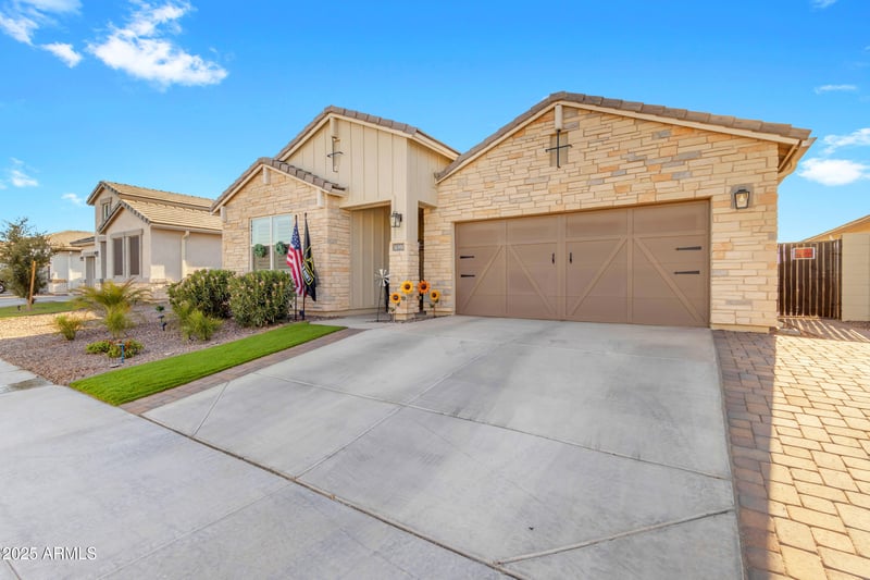 36990 Aleutian Dr, Queen Creek, AZ 85143