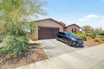 36990 Camarillo Dr, San Tan Valley, AZ 85140