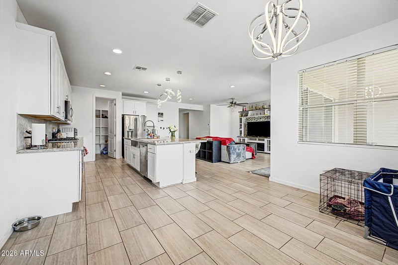 36990 Camarillo Dr, San Tan Valley, AZ 85140