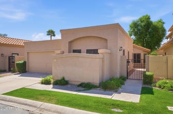 37 Greentree Dr, Tempe, AZ 85284