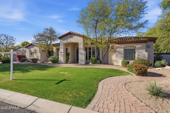 370 Canyon Creek Dr, Gilbert, AZ 85295