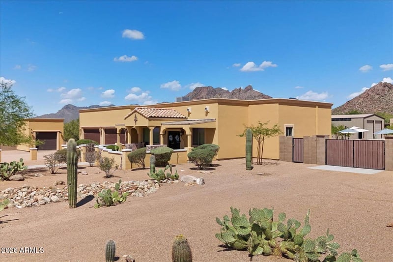 370 E Canyon St, Apache Junction, AZ 85119
