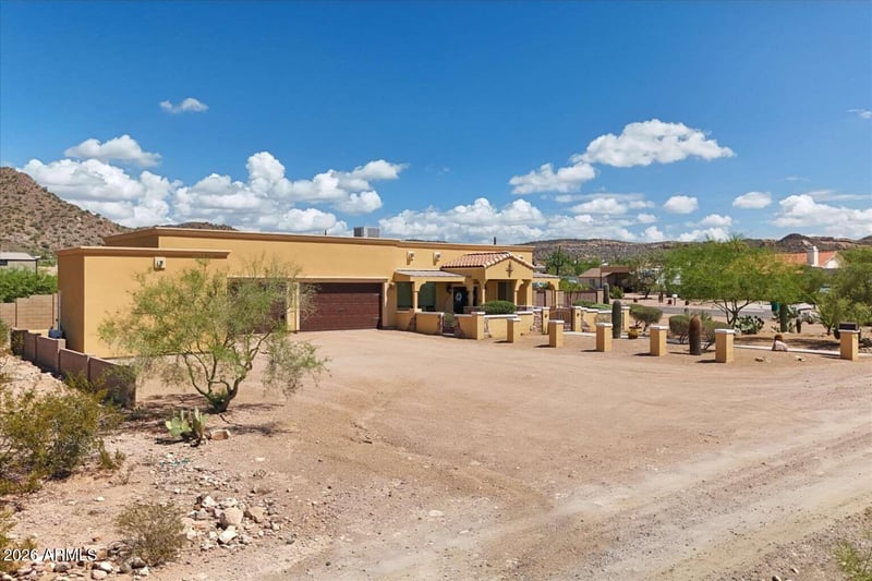370 E Canyon St, Apache Junction, AZ 85119