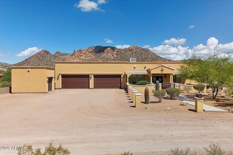 370 E Canyon St, Apache Junction, AZ 85119