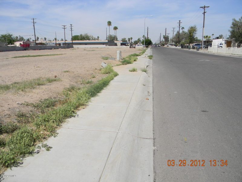 3700 N 37 Ave #-2, Phoenix, AZ 85019