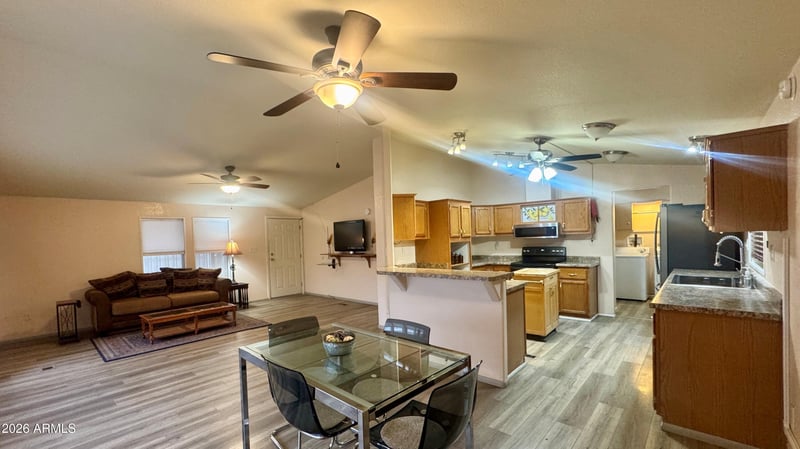 3700 Tomahawk Rd #95, Apache Junction, AZ 85119