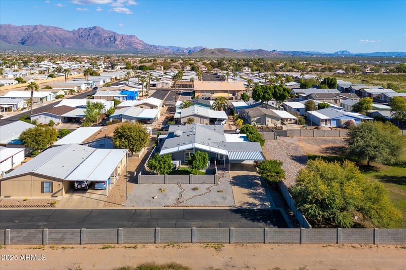 3700 Tomahawk Rd -- #26 & 27, Apache Junction, AZ 85119
