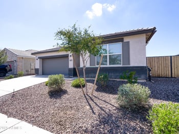 37008 Aleutian Dr, San Tan Valley, AZ 85143