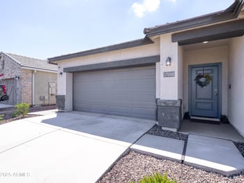 37008 Aleutian Dr, San Tan Valley, AZ 85143