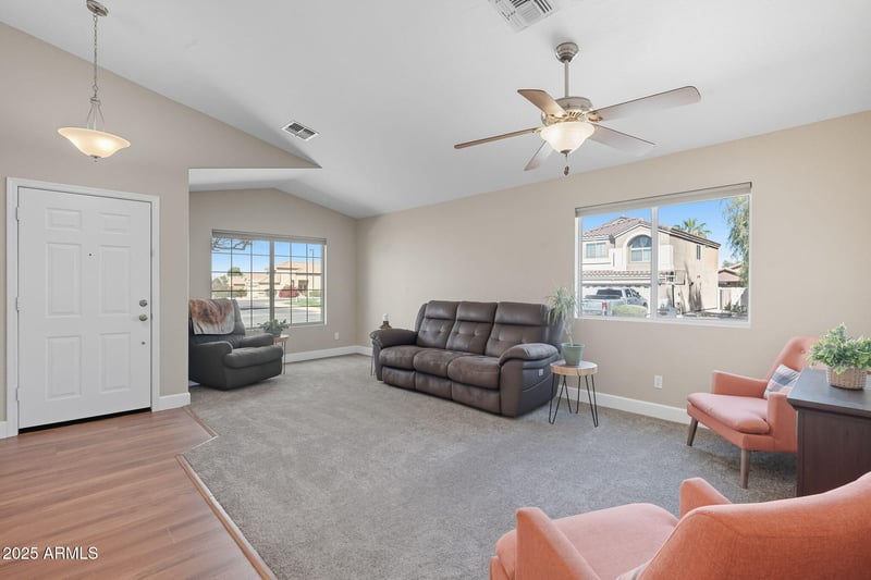 3701 Dancer Ln, San Tan Valley, AZ 85144