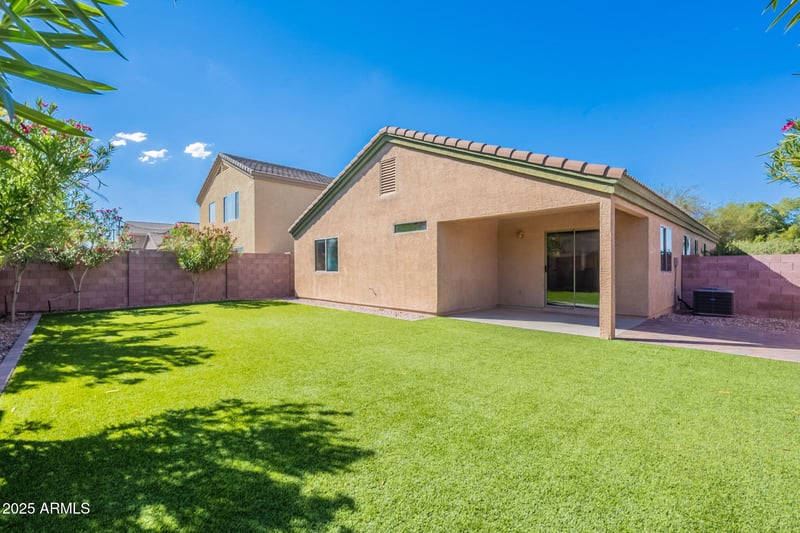 3701 Dancer Ln, San Tan Valley, AZ 85144