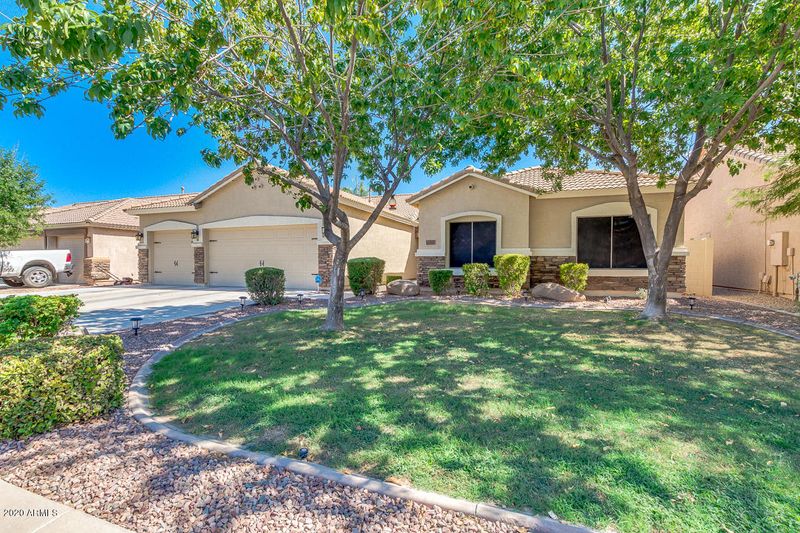 3701 E Thames Cir, San Tan Valley, AZ 85140