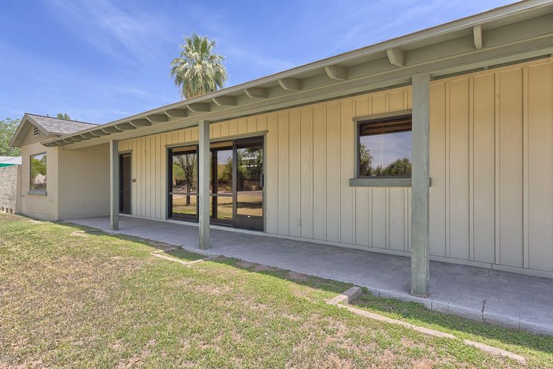 3701 N 32nd St, Phoenix, AZ 85018
