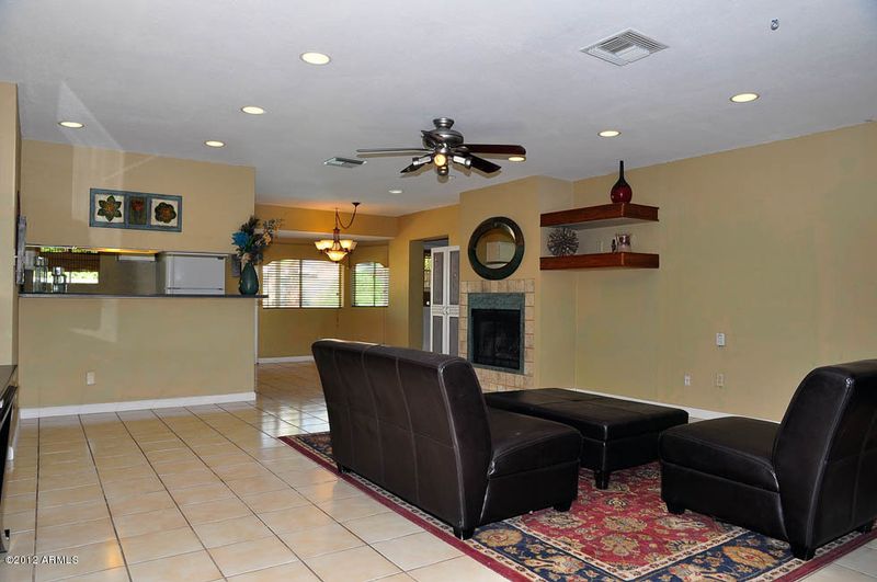 3702 E Kings Ave, Phoenix, AZ 85032