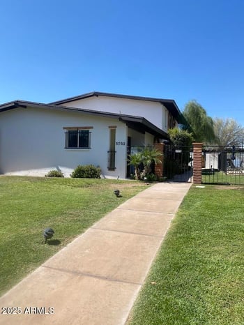 3702 Monterosa 2 St #10, Phoenix, AZ 85018