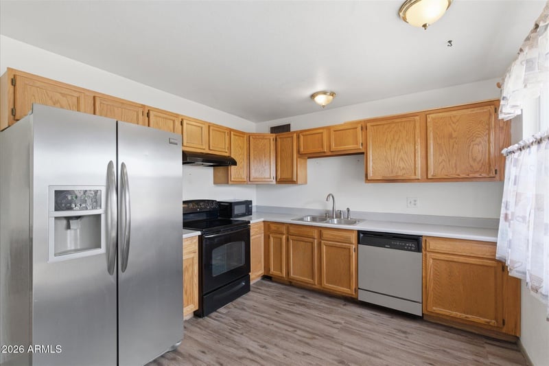 3702 Aster Dr, Phoenix, AZ 85029