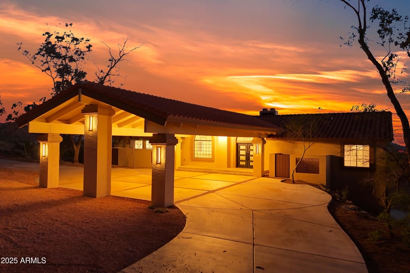37020 31st Ave, Phoenix, AZ 85086