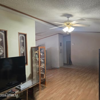 37027 19th St, Phoenix, AZ 85086