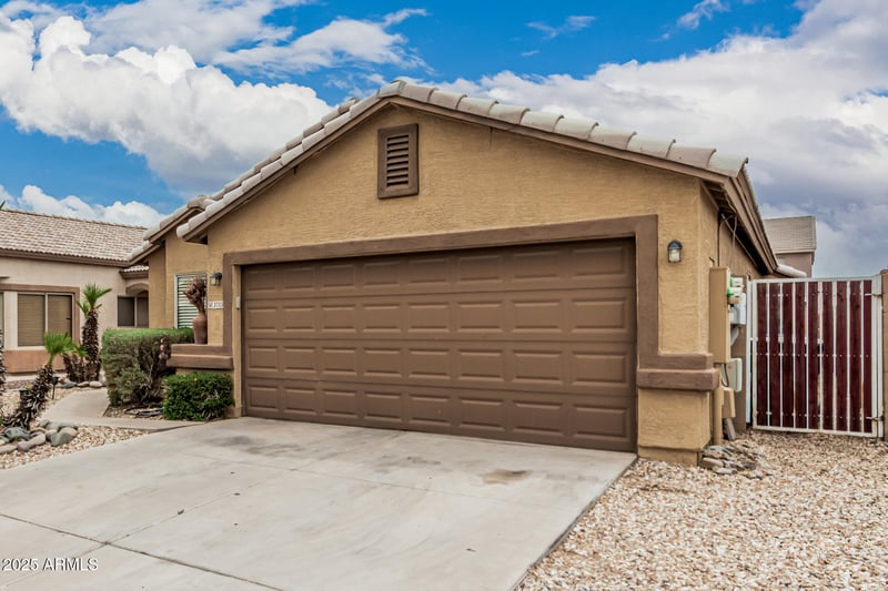 3703 73rd Dr, Phoenix, AZ 85043