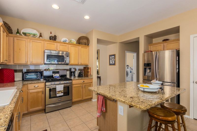 3703 W Memorial Dr, Phoenix, AZ 85086