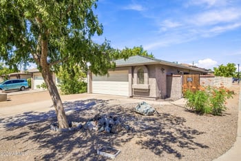 3704 W Villa Maria Dr, Glendale, AZ 85308