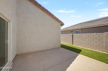 37044 Aleutian Dr, San Tan Valley, AZ 85143
