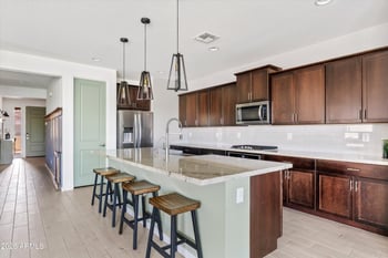 37046 Andravida Dr, San Tan Valley, AZ 85140