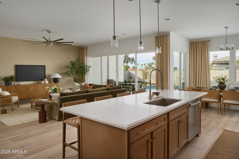 3705 E Constance Way, Phoenix, AZ 85042
