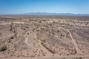 3705 N 327th Dr #-, Tonopah, AZ 85354