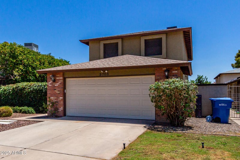 3705 Villa Theresa Dr, Glendale, AZ 85308
