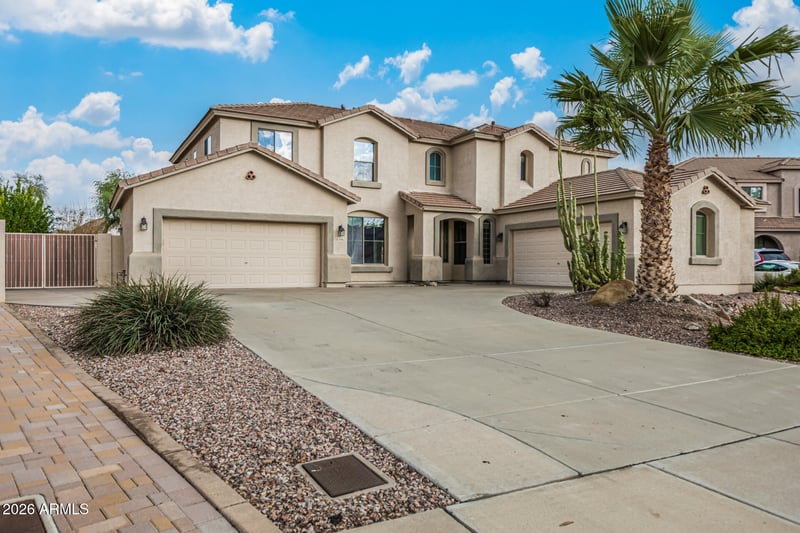 3706 W Fetlock Trl, Phoenix, AZ 85083