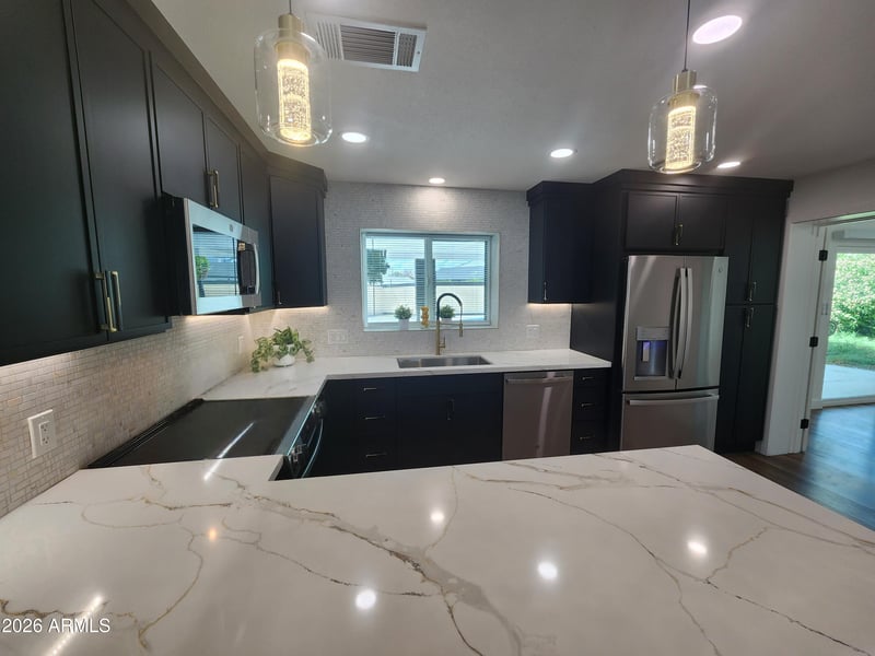 3707 E Amelia Ave, Phoenix, AZ 85018