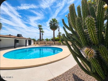 3707 E Amelia Ave, Phoenix, AZ 85018