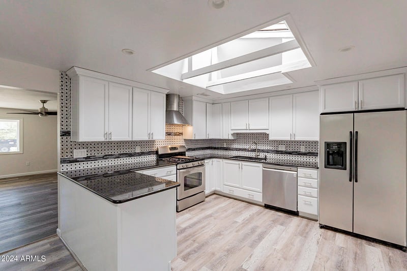 3708 Joan De Arc Ave, Phoenix, AZ 85032